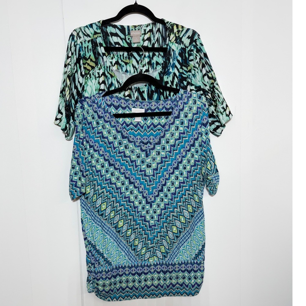 Lot of 2 Chicos Tops Women Large 2 Blue Green Geometric Stretch Short Sleeve